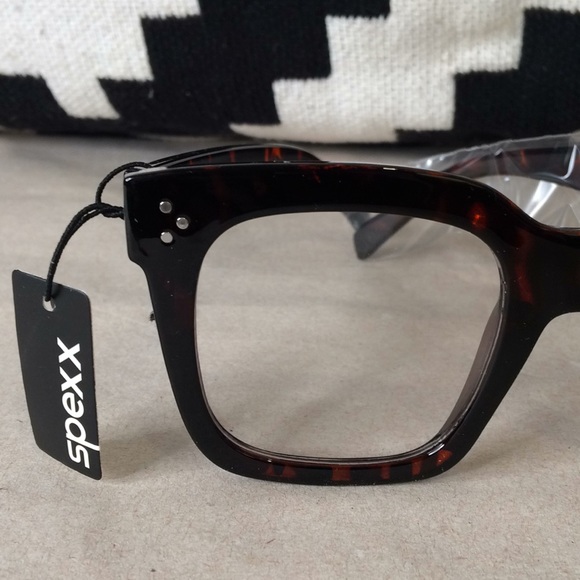 NWT Horn Rim Oversized Thick Frame Glasses - Picture 4 of 5